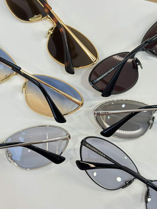 Picture of Balenciaga Sunglasses _SKUfw80882049fw